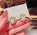 Sunflower Pearl Earing